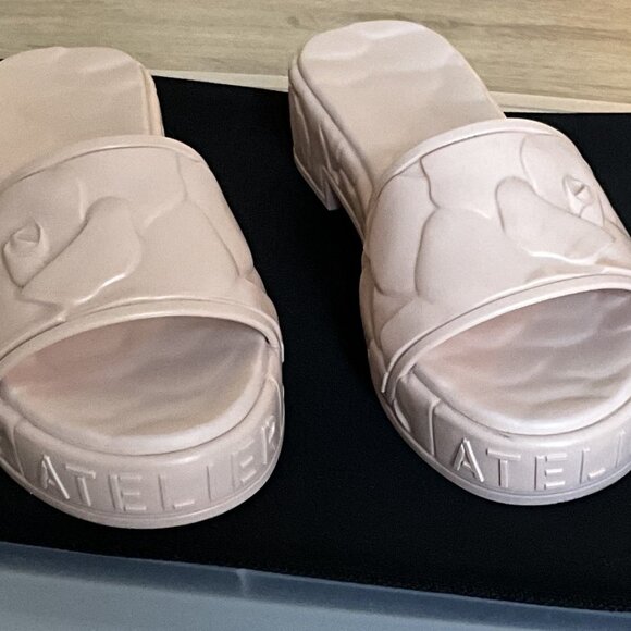 NIB VALENTINO GARAVANI ATELIER slides in Rose Quartz 35 - Picture 2 of 7